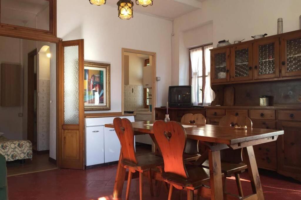 Nel Set Di Piccolo Mondo Antico Villa Viola Valsolda Eksteriør bilde