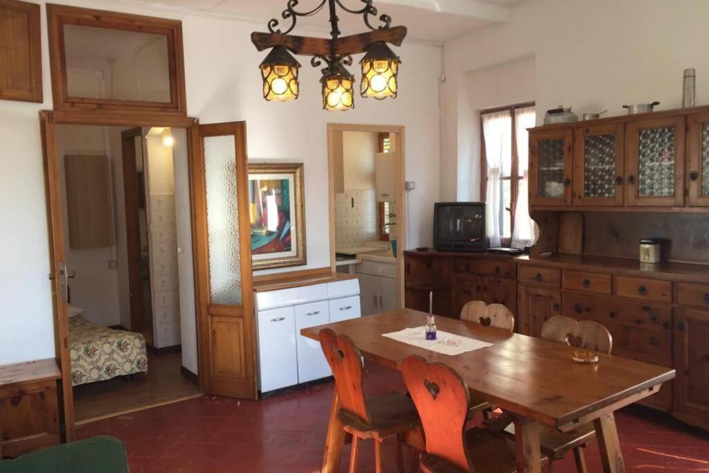 Nel Set Di Piccolo Mondo Antico Villa Viola Valsolda Eksteriør bilde