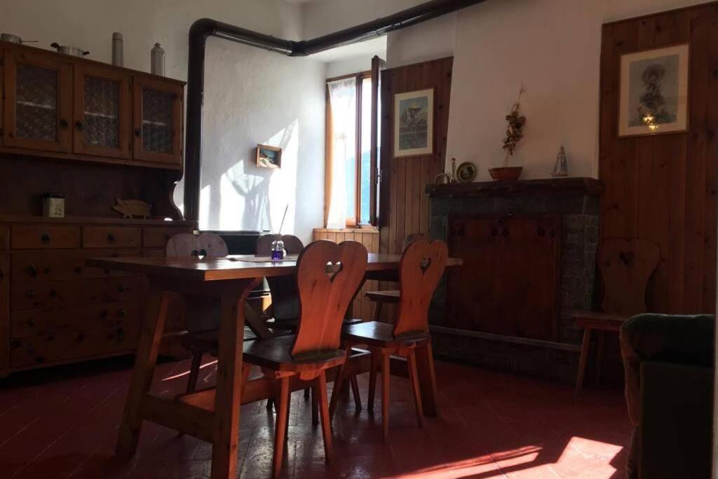 Nel Set Di Piccolo Mondo Antico Villa Viola Valsolda Eksteriør bilde