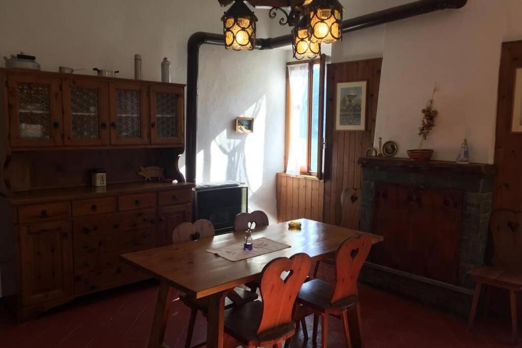 Nel Set Di Piccolo Mondo Antico Villa Viola Valsolda Eksteriør bilde